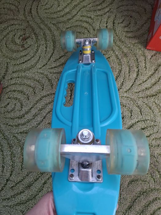 Скейтборд продам