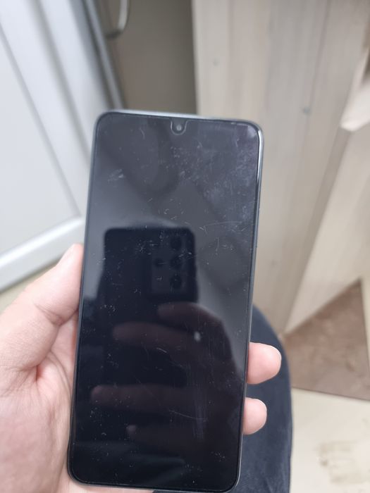 Продам Huawei 12i