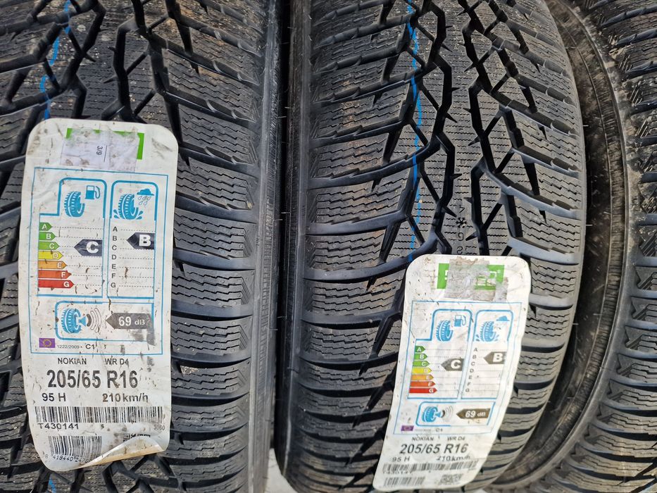 Anvelope 205/65R16 marca Nokian, M+S, noi