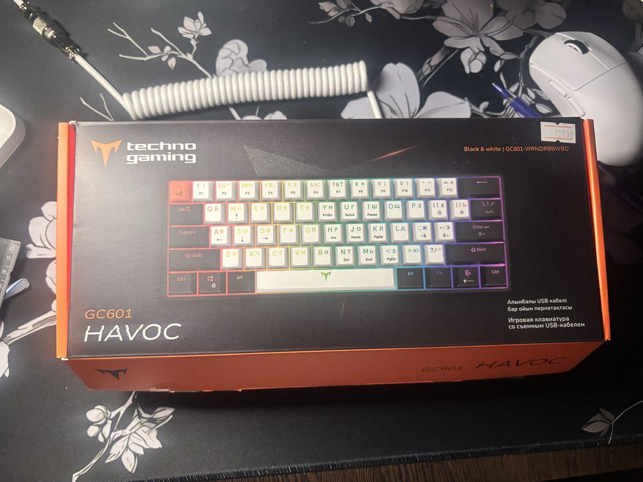 Белая Клавиатура 60%