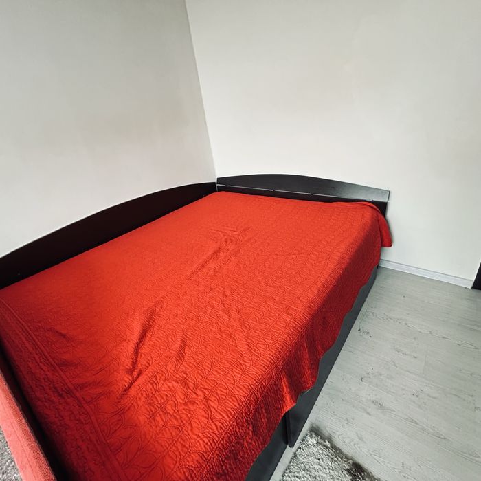 Mobilier in stare foarte buna ,îngrijit fara defecte !