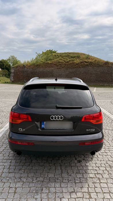 Audi  Q7  3.0  TDI