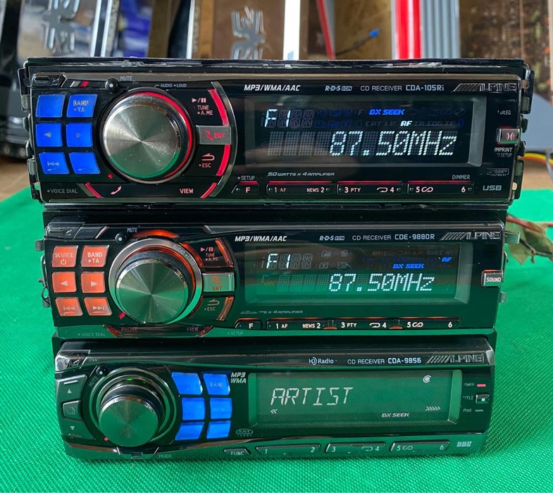 Cd playere auto Alpine old school