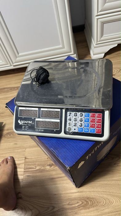 Продам электорые весы