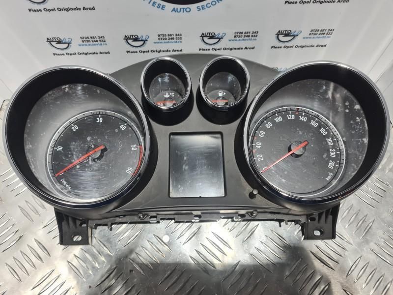 Ceas bord diesel Opel Insignia A 2.0 CDTI