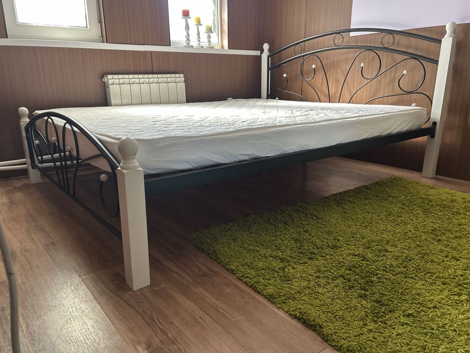 Продам Хорошую Кровать 200/160