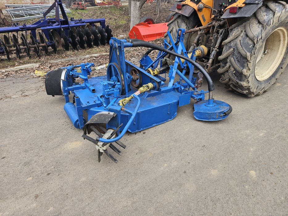 Откланяща се косачка мулчер