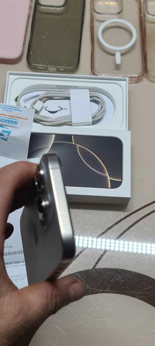 iPhone 16 Pro Natural Titanium 256Gb 95%baterie /in garantie IMPECABIL