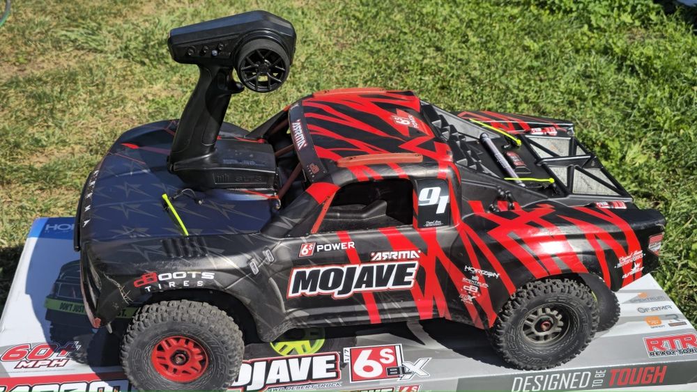 RC Arrma Mojave 6s BLX (masina cu telecomanda )