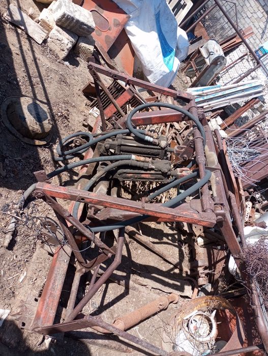 Вилы для трактора под КУН рабочие