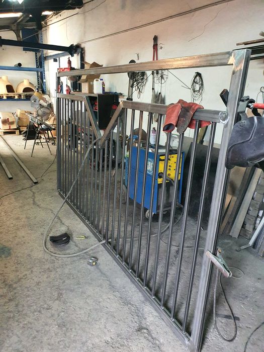 Porti Garduri Sudura, Automatizari .Sistem automatizare prin tel. Etc.