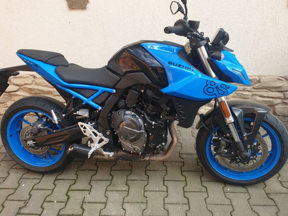 Suzuki GSX 8S  2023 ABS TC  gsxr g s x s