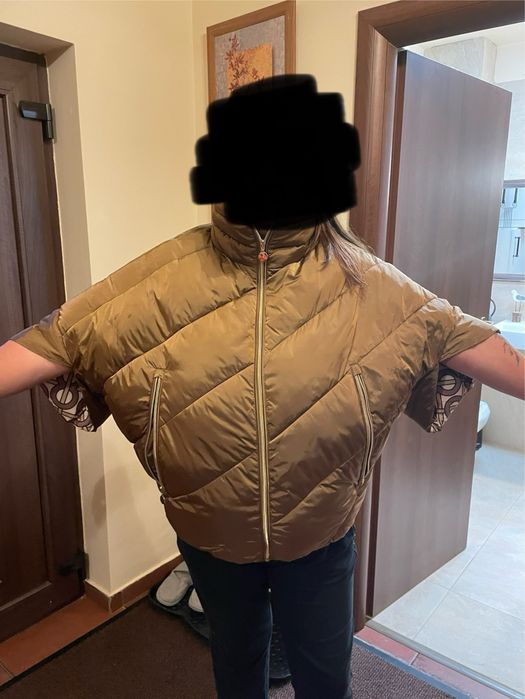 Geaca cu maneci trei sferturi