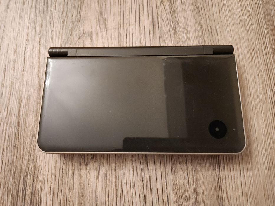 Nintendo DSi XL - Complet functional
