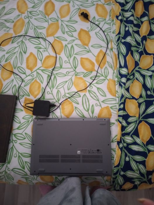 Lenovo IdeaPad 3 defect