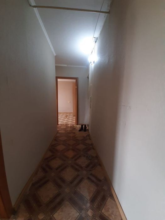 Продаётся 2 комн Универмаг недорого