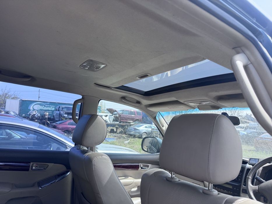 Dezmembrez Toyota Land Cruiser Prado J120