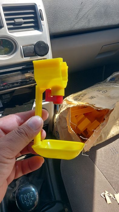 Ниппельная поилка