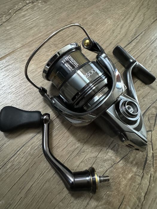 Mulineta Shimano Twin Power 2500 S