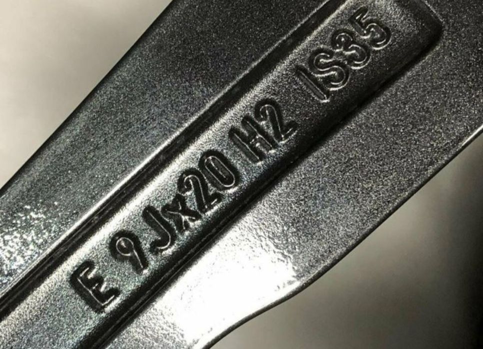 Оригинални джанти с гуми летни спорт пакет 20цола Bmw X5 X6 G05 G06