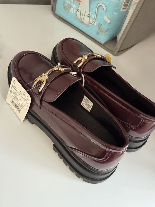 Лоферы женские бордовые