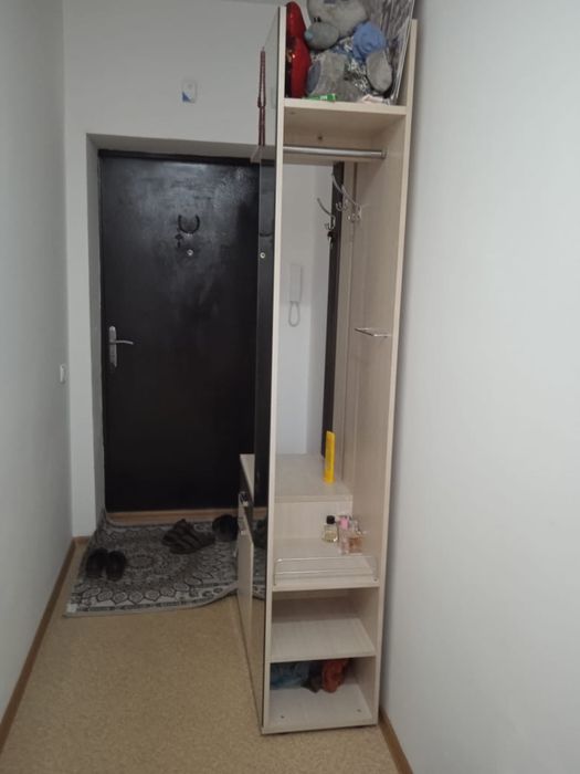 Прихожая с зеркалом