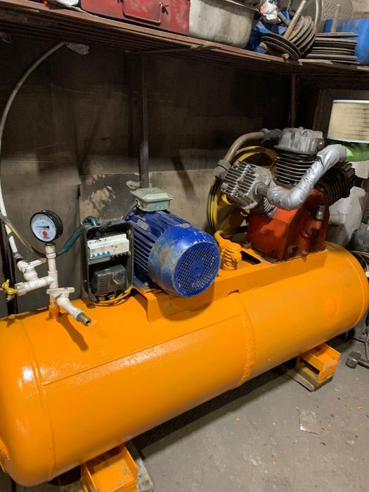 Компрессор, с пискоструем и камерой