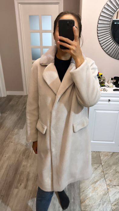 Продаю зимнюю дубленку