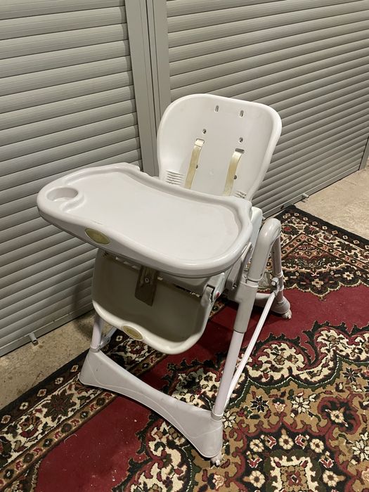 Детский стул для кормления