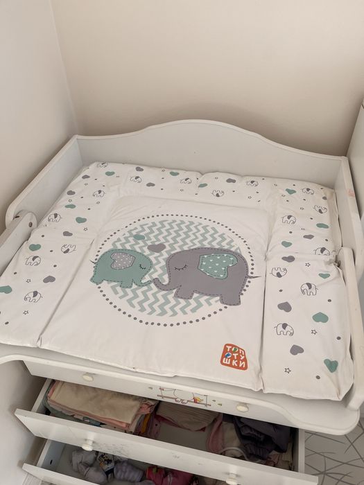 Пеленальный столик