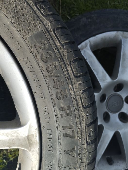 Vând set roți audi