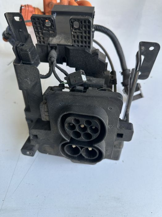 Зареждачка Hyundai Kona 17-20г