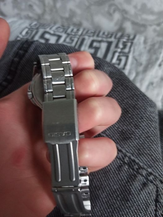 Продам часы Casio