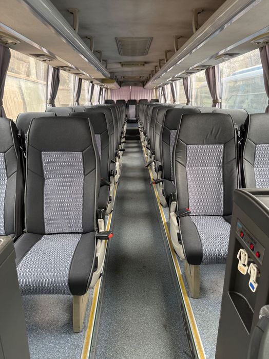 Автобус сотилади Бартер хам бор