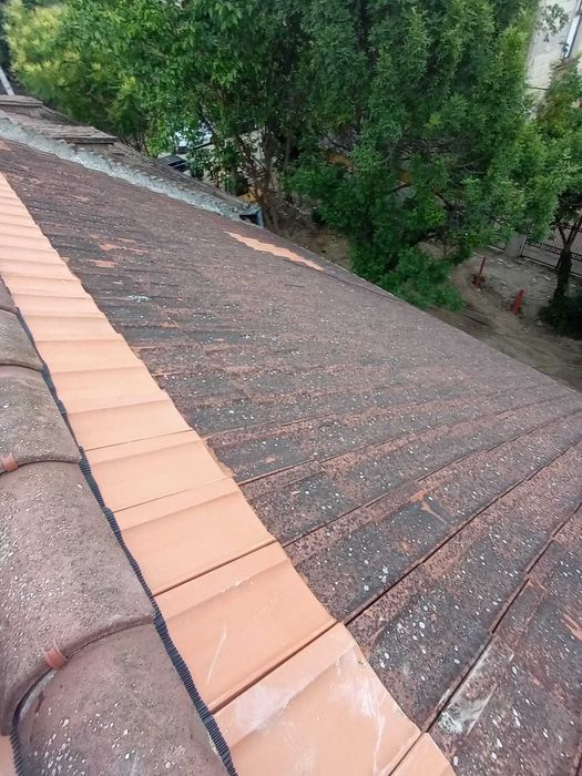 Vand ieftin tigla utilizata, in stare foarte buna
