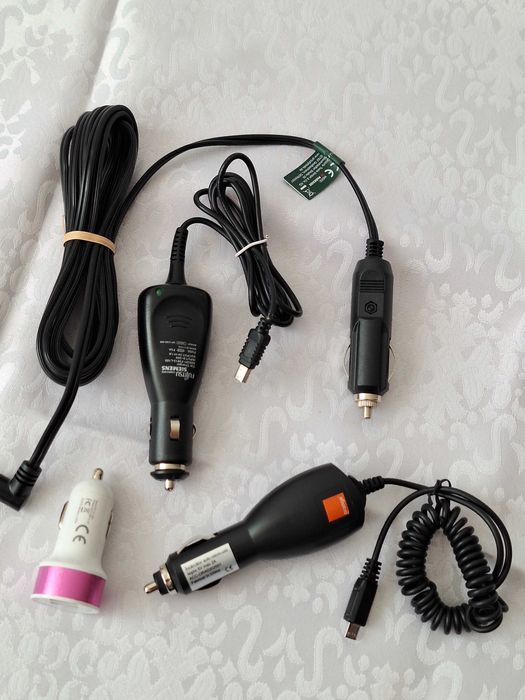 Incarcatoare auto modele diferite