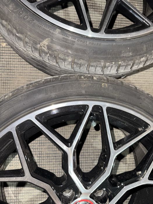 Продаю титанку r17 4x100
