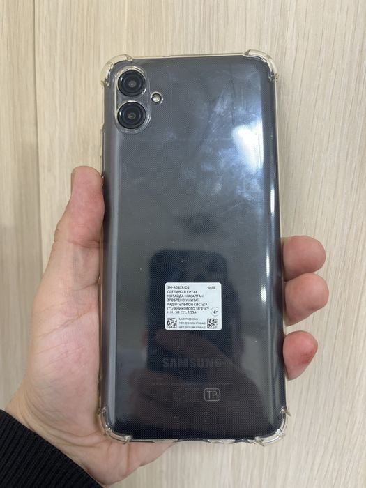 Samsung A04, 64gb в идеале