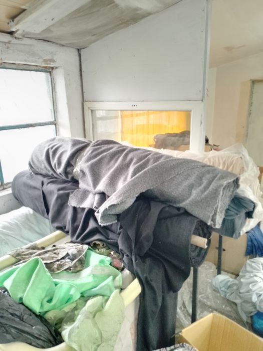 Улица Азаттык дом51 Продам ткань