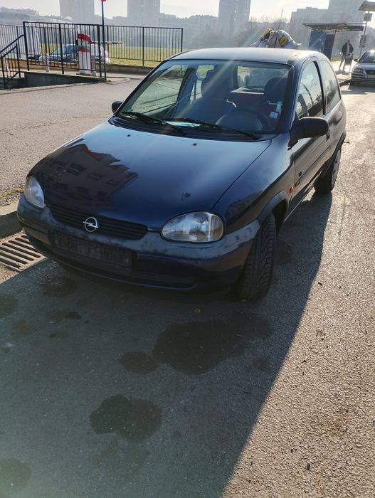 Опел  корса  1.4