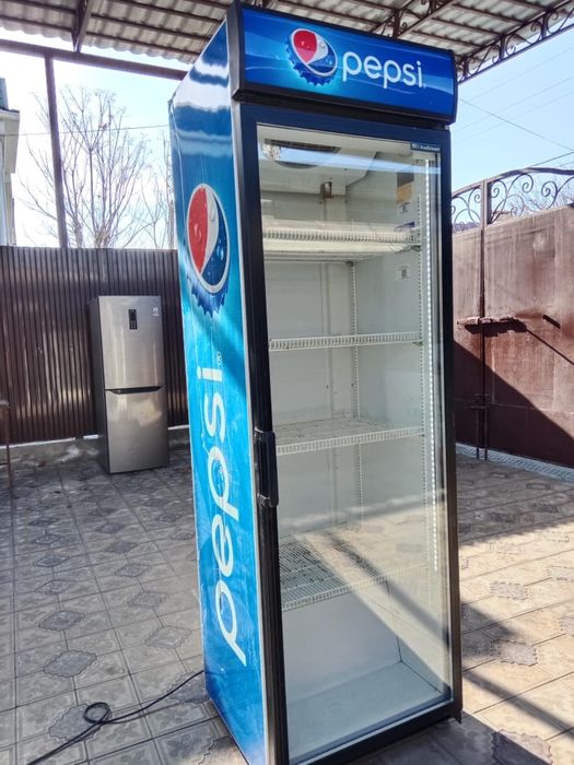 Холодильник продается