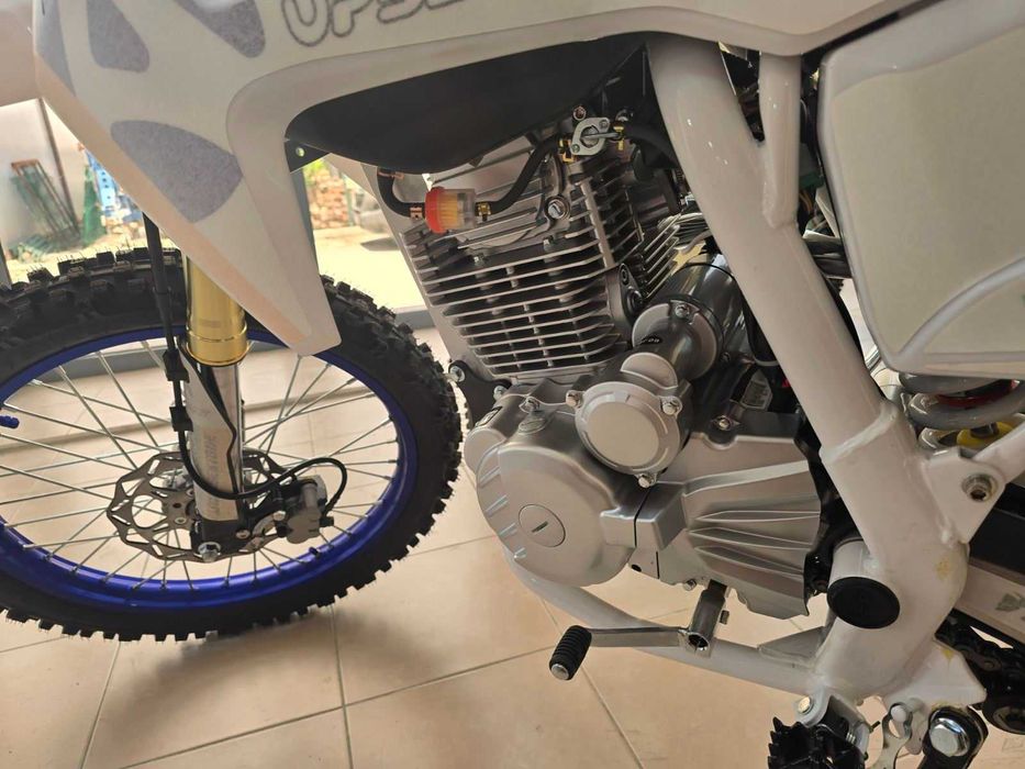 Кросов мотор “UpBeat TE 250cc cross” със стартер крос/ендуро