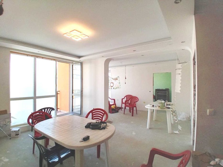 Продава се Тристаен апартамент в София, Люлин 7 - 129 кв.м за 1122 €/кв.м - Снимка #3