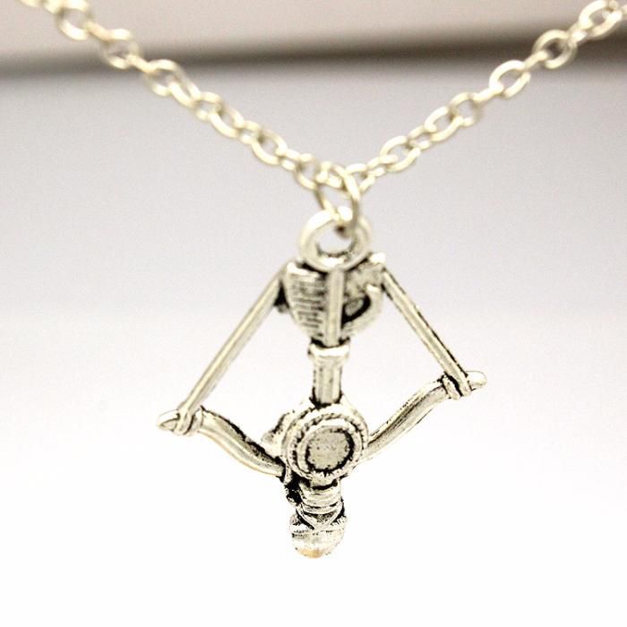 Колие Катнис лък от Игрите на глада, Katniss Bow Hunger Games