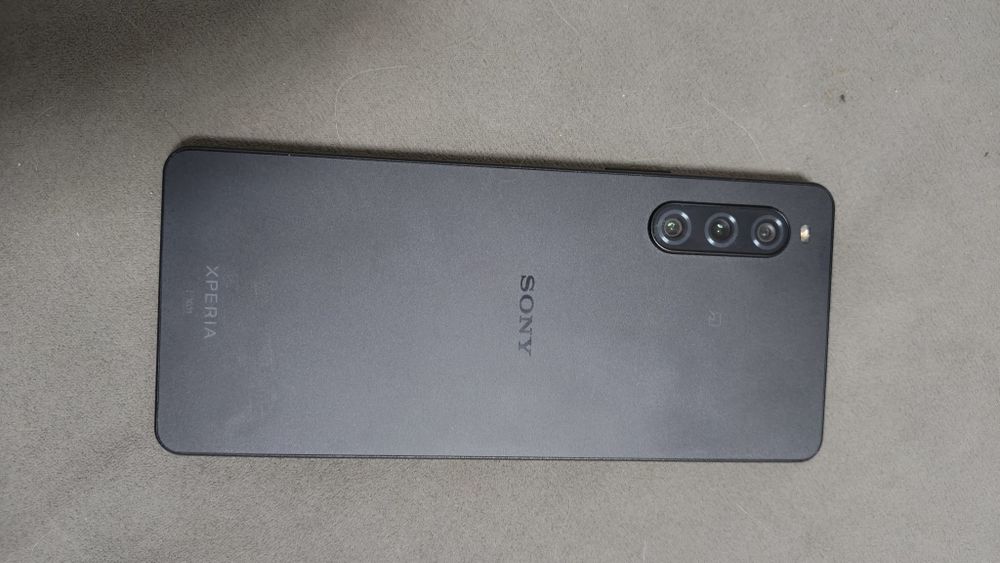 Xperia 10v продам на запчасти