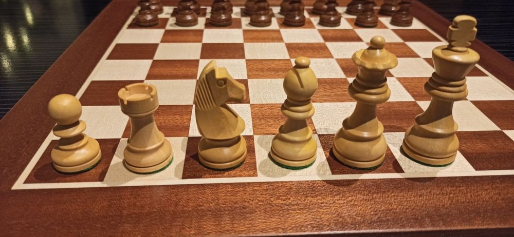 Seturi de sah de vanzare