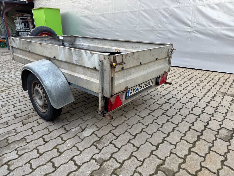 Remorcuta Stema an 1999 masa maxima 700kg Imatriculata