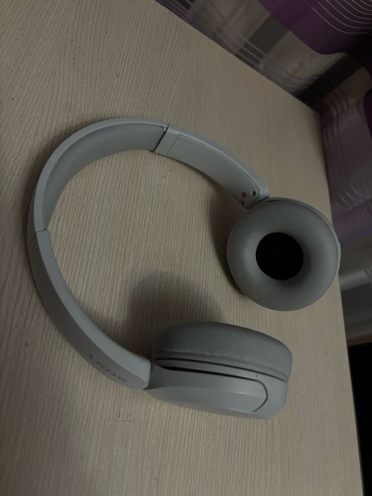 Наушники  WH-CH520 белый