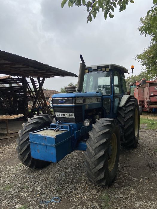 Vand tractor ford 8210