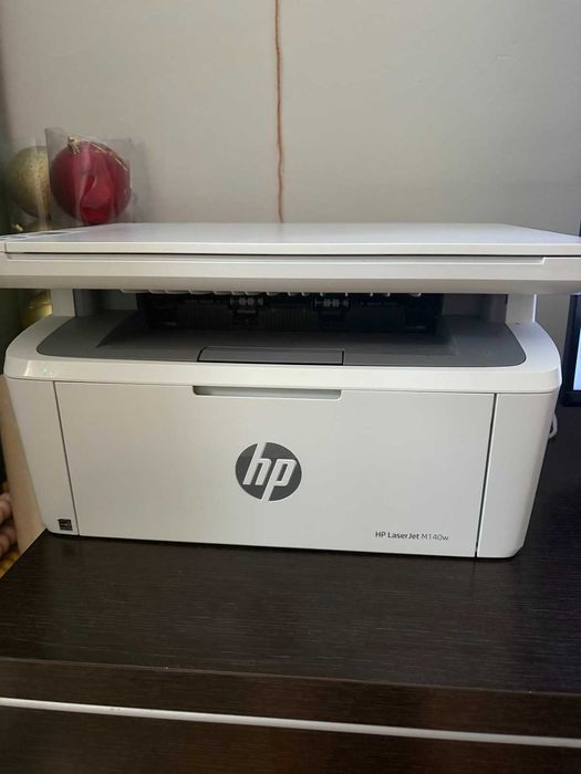 Принтер hp почти нов